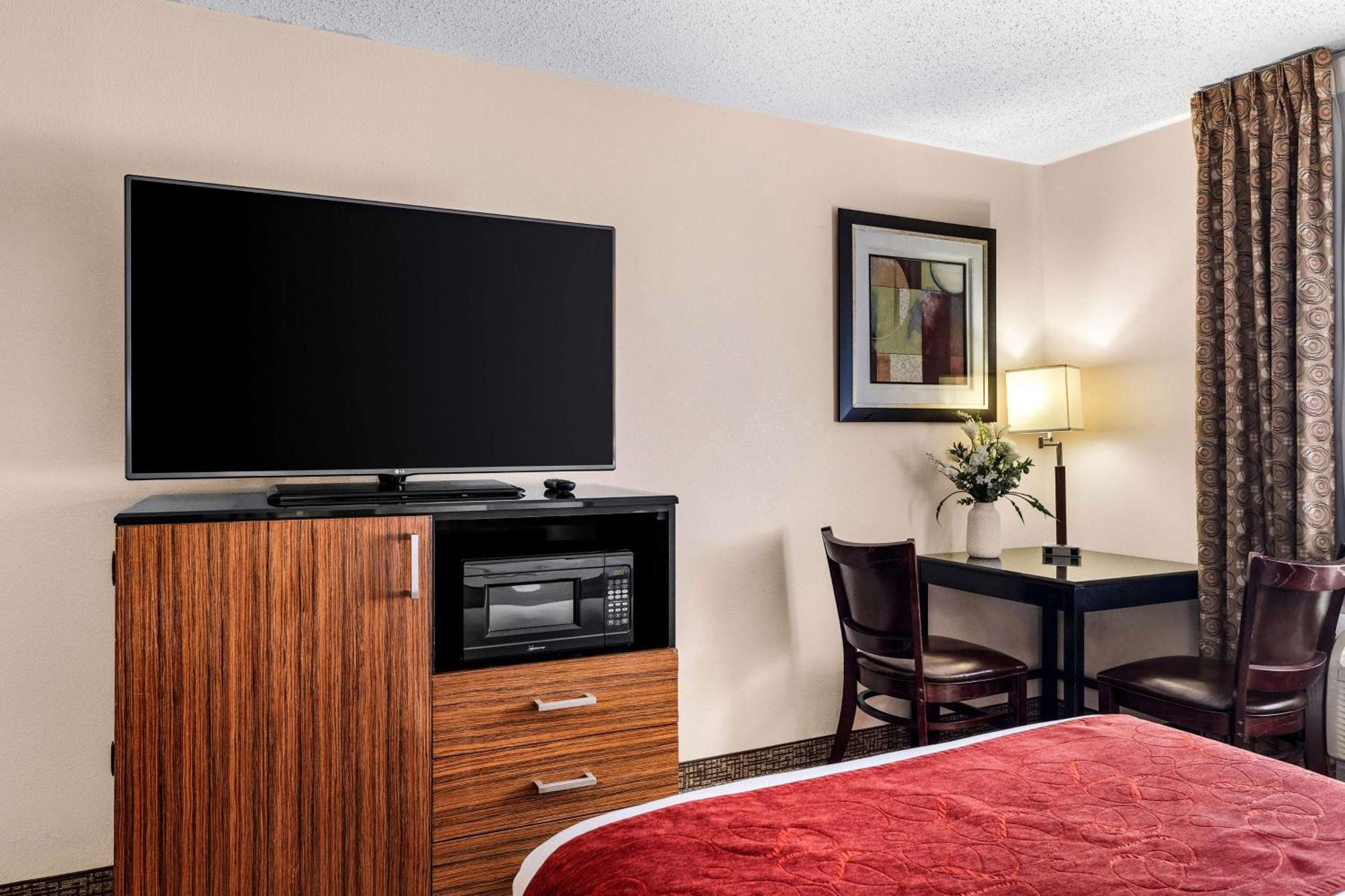 Surestay Plus By Best Western Reading North Zewnętrze zdjęcie